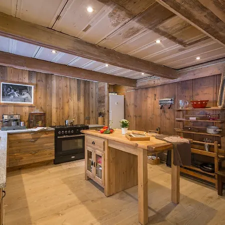 Chalet Le Solerey Chalet